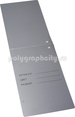 Бумажная бирка для кожаных дубленок в виде книжки размером в разложенном виде 74х277 мм, а в сложенном виде 74х138,5 мм